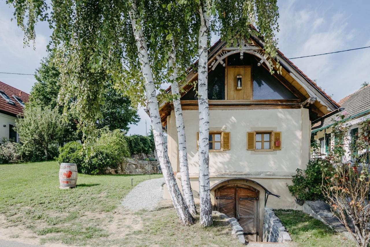 Wein Cottage Kellerstoeckl Eisenberg an der Pinka Luaran gambar